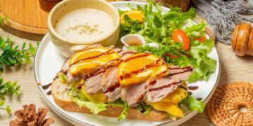 板橋必訪下午茶餐廳 輕食拼盤好拍又好吃 親子寵物都能自在同行