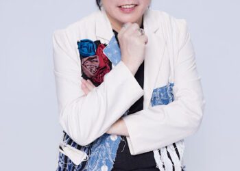 《2025苗栗耶誕城》重現歌廳秀輝煌時代 康康預告歌單藏亮點