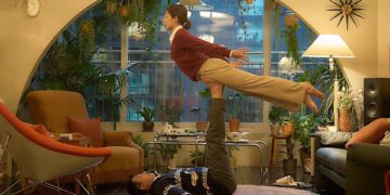 《四人行，不行》李荷妮懷孕拍雙人瑜伽驚傳摔傷 河正宇自責發聲