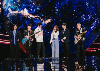 「希望她能離我近一點」冠佑新年願望實現 小玫瑰現身五月天演唱會