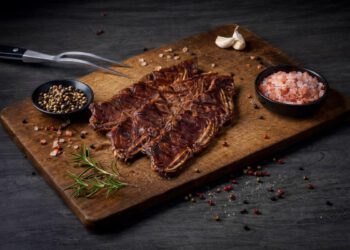 這間中和牛排館百元價吃得到真材實料 板橋也能吃到美味熟成牛排