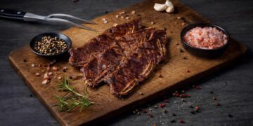 這間中和牛排館百元價吃得到真材實料 板橋也能吃到美味熟成牛排