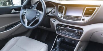 高雄專業汽車內裝清潔 車內異味霉斑都out 真正做到車內淨