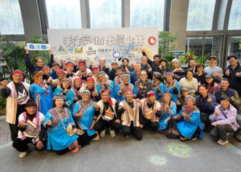 從旅人到護山：嘉明湖手作步道十載 雙手築起永續之路