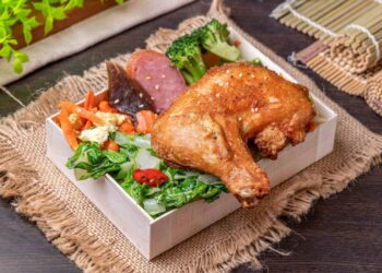 板橋人氣雞腿便當 每日現做配菜搭配招牌雞腿 雙重用心吃得到