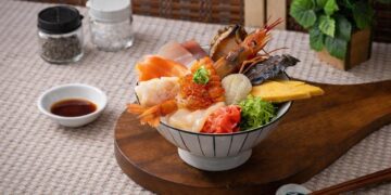 龜山日式料理店推薦 新鮮魚料自由選配 豐盛美味生魚片、丼飯