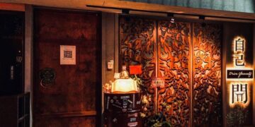 探索大安區特色餐酒館 結合古風裝潢與創意調酒的微醺空間