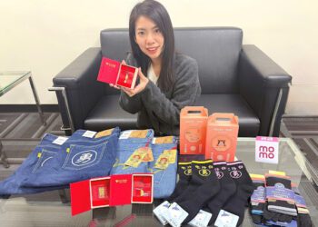 全台瘋媽祖！ 機能襪、聯名金飾、潮服應援三寶爆單