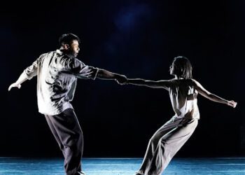 翃舞製作《推拉》英國首演大受好評 觀眾熱烈迴響掌聲不斷