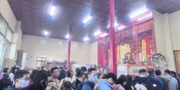 南投龍華宮觀音開庫 這招「借財借運」讓霉運轉紅運