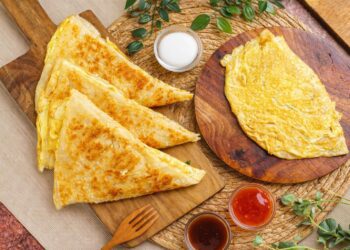 板橋蔥油餅品牌推薦 手工現桿、外酥內嫩早餐首選