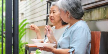 照顧家人備餐好累 營養師邱爸談「5分鐘上桌」料理 把時間留給陪伴