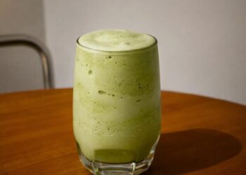 台中西區奶昔食研所 主打不加水基底 以甜點定位重塑奶昔專賣店