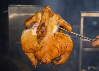 九芎湖隱藏版美食 30 年傳承新埔客家料理 燜雞飄香太誘人