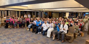 士林北投 李彥秀喊「買一送一」投林揚庭送李彥秀服務