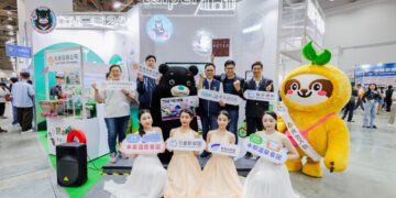 熊讚現身臺中旅展「臺北館」主打「春日低碳輕旅行」再推貓纜、兒樂一日票買一送一