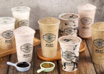 雙北綠豆冰沙 用毛綠豆慢火熬煮 喝出熟悉古早味