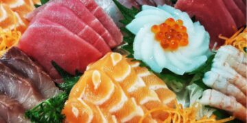 板橋生魚片這間CP值超高 裕民夜市現切刺身 風靡新北日料控