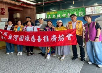 圓緣會攜手南門獅子會 前進嘉惠教養院 無筆也能畫出愛公益行動