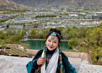 白冰冰圓夢西藏 12天之旅挑戰極限 與好友相扶持共登布達拉宮感動落淚