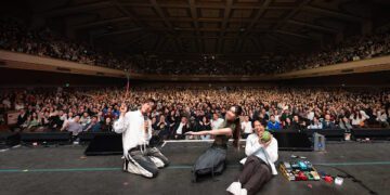 超人氣 Z 世代天團告五人美西狂奔！一週內解鎖「雙城、雙百年傳奇場館」驚人紀錄