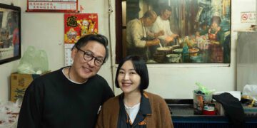 《花甲》詹姆士爆料泰國曾「牽手」蔡燦得！導演看傻：進展這麼快？