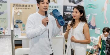 伴佳家邀請伊正擔任居家安全大使一日店長 暖心守護全家居家安全