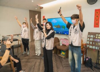 從一份來得及的陪伴開始  小島日和学びの場走進新竹松慈日照中心，用陪伴留下溫度