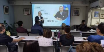 圓緣慈善推廣協會開辦 AI數位應用志工培力課程