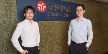 AI 浪潮助攻台股！主動型基金逆勢突圍 投信專家揭密「選股戰法」