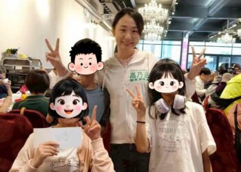 新北市美女議員參選人高乃芸 「這招」助單親童圓夢畢業旅行