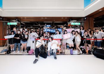 男神揹女包零違和！夏浦洋、陳峻廷化身最強帶貨王掀暴動