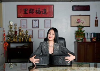 用歌聲溫暖陪伴失智父親！苗可麗深情代言K 歌伴唱機