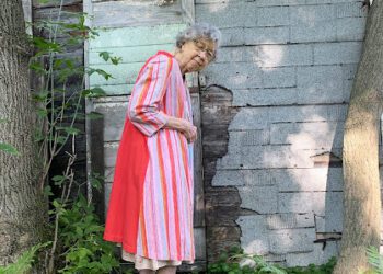 90歲徒手種菜、做肥皂、縫棉被！終身未婚不孤單 阿嘉莎奶奶活出豐盛人生