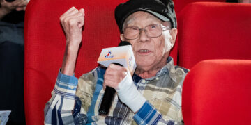 AI助《琉球之戀》找回台語原聲！92歲林福地看首映直誇「配得真好」