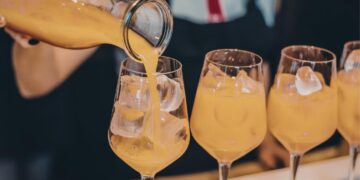 寧夏夜市調酒 長島冰茶、Mojito與自創特調 逛夜市也能很chill