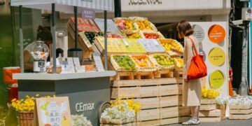 CEmax打造美感夏日「養肌商行」限時開張 結合科研靈感與沉浸式果物體驗
