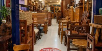 台北實木家具選購指南 南昌家具街看實品、比較木種與空間尺寸