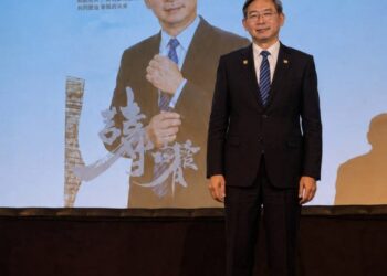 退休是自由還是失重？知行學苑許銘川用「知行專案」翻轉銀髮族脫節焦慮