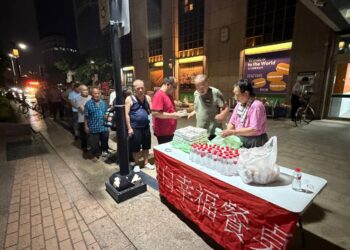 「留白溫暖送餐計畫」正式啟動　劉志偉攜手妻子允貞推動愛心餐活動，盼為社會送上一份安心與溫暖