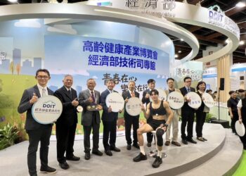 技術司展30項高齡科技 促工研院與泰陞簽約搶4億商機
