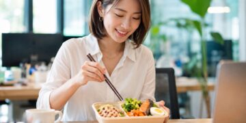 吃澱粉就焦慮？外食族真正該管的 不只那碗飯