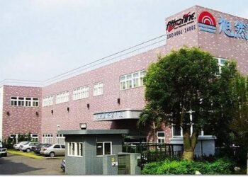 旭然創高、麗清攀16個月高點 齊拓海外AI版圖