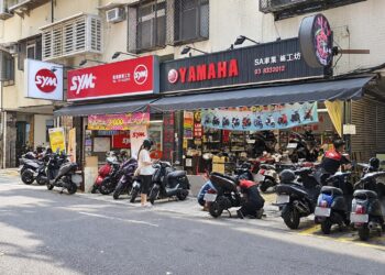 花蓮機車維修從電子背景累積實務 整合維修保養、車況檢查與燈具改裝服務