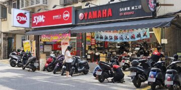 花蓮機車維修從電子背景累積實務 整合維修保養、車況檢查與燈具改裝服務