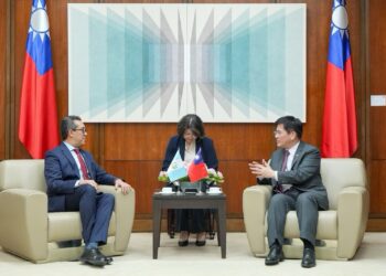外交部長林佳龍午宴歡迎瓜地馬拉共和國公共財政部長曼高斯訪問團