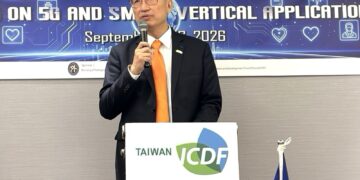 外交部政務次長吳志中出席2026年中東歐及烏克蘭「5G與智慧應用技職班」結訓典禮