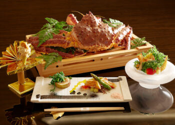 秋冬食補海陸雙享！HAYASE「鱈場蟹仙台牛旬味會席」登場