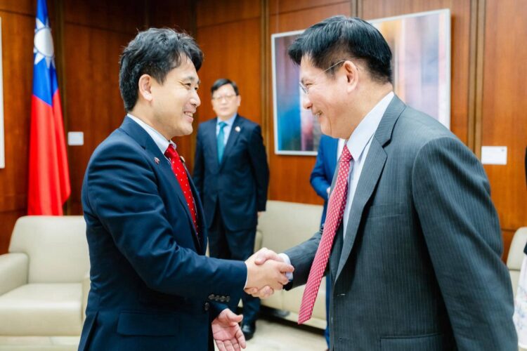 外交部誠摯歡迎日本參議院議員瀧波宏文訪台 外交部誠摯歡迎日本參議院議員瀧波宏文訪台