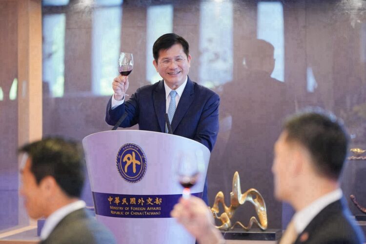 外交部長林佳龍款宴巴拿馬跨黨派國會議員訪問團